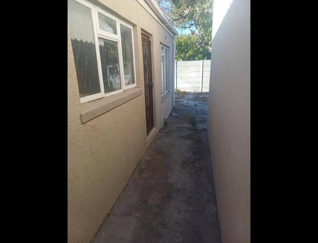 2 BEDROOM HOUSE FOR SALE IN GRASSY PARK